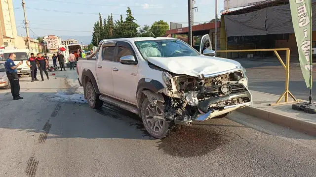 Yeni evli çifti kaza ayırdı