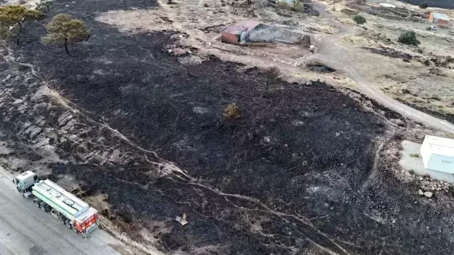 Çanakkale'de Orman Yangını: 1400 Hektar Alan Zarar Gördü