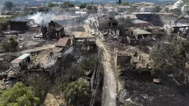 Bakan Yumaklı: Çanakkale'deki orman yangınları kontrol altına alındı