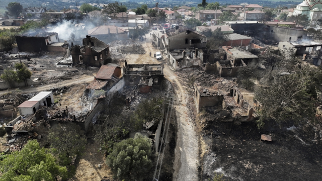 Çanakkale'de Yangında Tarihi Anılar Yok Oldu
