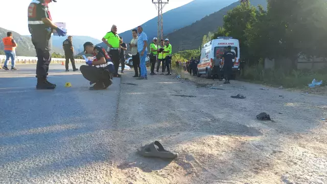 Otomobil ile patpat çarpıştı: İki hayat kaybı
