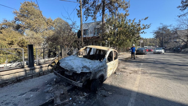 Çanakkale'deki yangın büyük ölçüde kontrol altına alındı, geriye bu manzara kaldı
