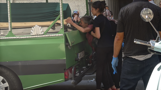 23 yaşındaki Yusuf Emin yarı çıplak halde ölü bulundu