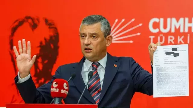 Özgür Özel'in hedefindeki Mücahit Birinci, şikayetçi olmak üzere adliyeye gitti