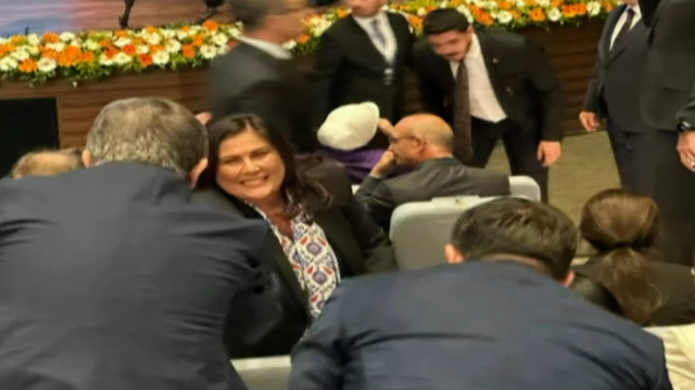 Özlem Çerçioğlu'nun istifa eder etmez ilk işi bu oldu