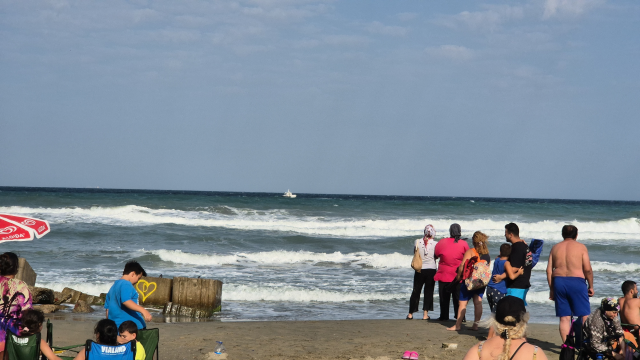 Tekirdağ'da yasağa uyulmayan denizde can pazarı yaşandı: 2 kişi kurtarıldı, 1 kişi kayıp