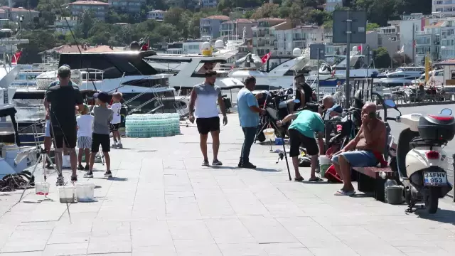 Yüzme sırasında eğleniyorlar