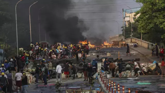 Myanmar'da hava saldırısı sonucu 21 ölü, 7 yaralı