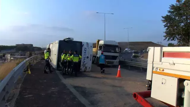 Kuzey Marmara Otoyolu'nda yolcu otobüsü devrildi: 3 ölü 20 yaralı