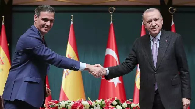 Türkiye'nin İspanya ve İtalya ile derinleşen iş birliği Yunanistan'da endişe yarattı