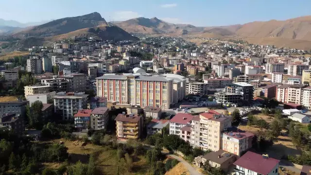 Hakkari Valisi Ali Çelik: 2 yıldır terör eylemi olmuyor, burası artık huzurun şehri