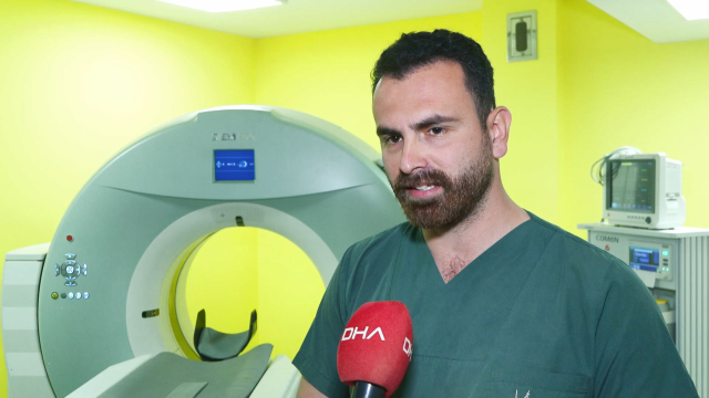 Meyveyi fazla kaçıran 'Okan' isimli ayının MR'ı çekildi