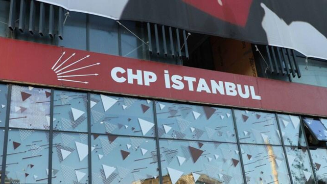 CHP'de savunması istenen Gürsel Tekin, Özgür Özel'den randevu isteyecek