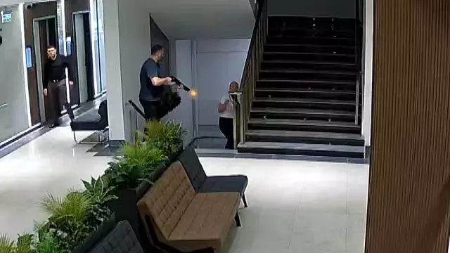Boşandığı eşini hastanede katletmişti! Kan donduran görüntüler dava dosyasında