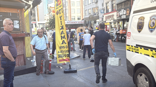 İstanbul'un göbeğinde avukata kanlı pusu! Saldırı anı kamerada