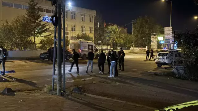 Arnavutköy'de esrarengiz cinayet! Polis yeleği giymiş şahsın kafasına sıkıp kaçtılar