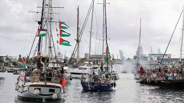 Aktivistlerin İstanbul'a dönüşü