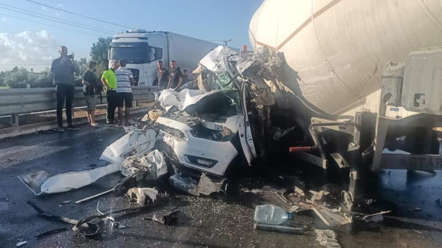 Bu araçtan burnu bile kanamadan çıktı