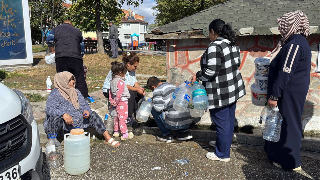 Kentteki su kesintisi vatandaşları isyan ettirdi: Adeta 'yağmurlu havada size su yok' dendi