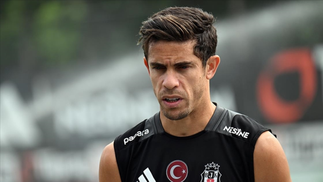 Beşiktaş'ta Yalçın Dönemi Gelişmeleri: Paulista İçin Ayrılık Rüzgârı ve Djalo-Ekibi Yükselişte
