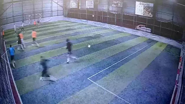 Halı sahada Edremit saldırganı paniği