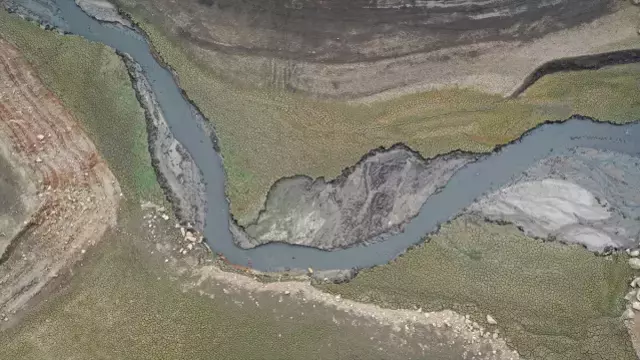 Su tasarrufu çağrısı yapılan şehir görüntüsü