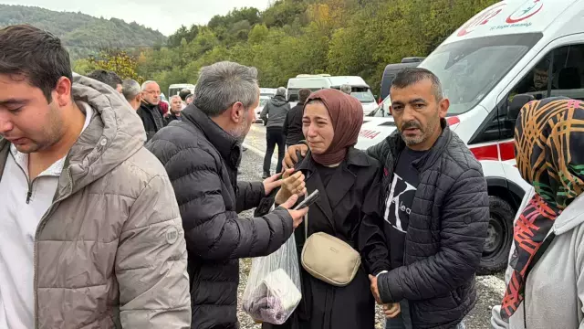 Can pazarı! İşçi servisi devrildi, ölü ve yaralılar var