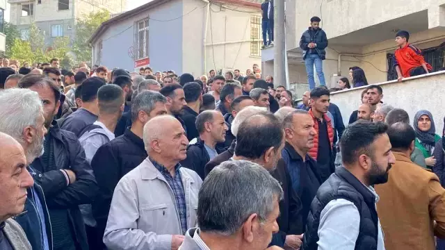 Kocaeli'de Parfüm Tesisinde Yangın: 6 Ölü, 4 Yaralı