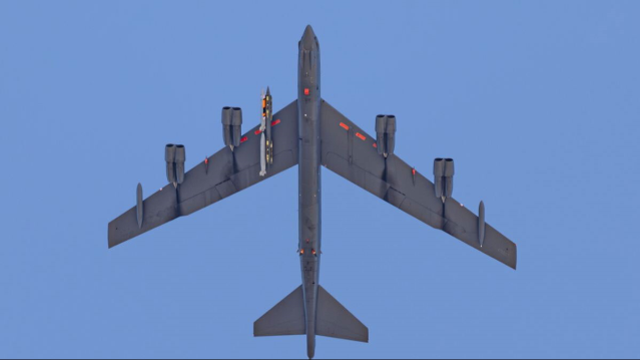 Trump'ın emrini verdiği gizli nükleer füze ilk kez testte görüntülendi