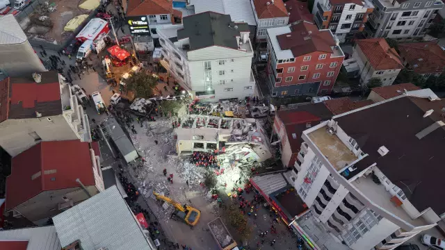 Hastaneden taburcu olan genç kadın