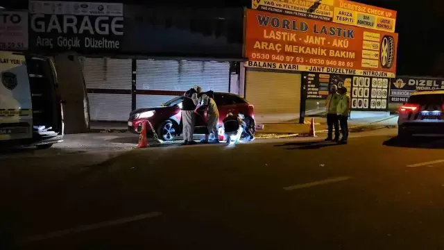 Seyir halindeyken arkadaşlarına kurşun yağdırdı: 2 ölü, 1 ağır yaralı