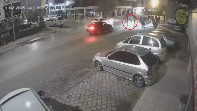 Dur ihtarına uymadı, aracını emniyet müdürünün üzerine sürdü