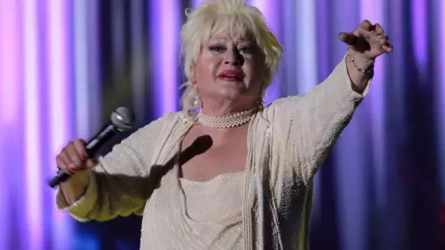 Ünlü sanatçı Muazzez Abacı, 78 yaşında hayatını kaybetti