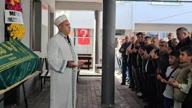 15 yaşındaki çocuk 75 yaşındaki adamı öldürdü! İfadesinde 'Mesajları gördüm' dedi