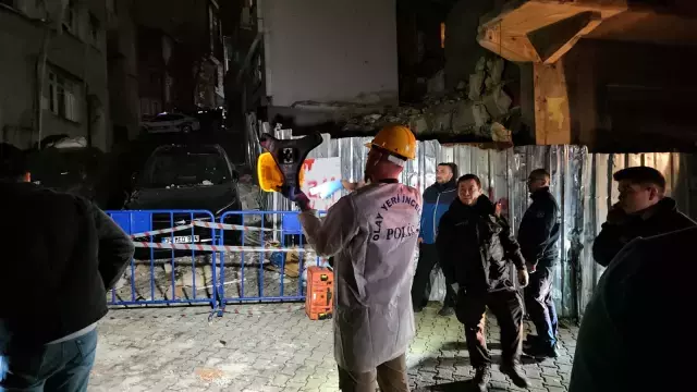 Kağıthane'de bir binada patlama! Çok sayıda ekip sevk edildi