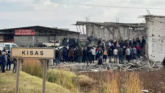 Şanlıurfa Kısas Mahallesi'ndeki göçükten görüntü