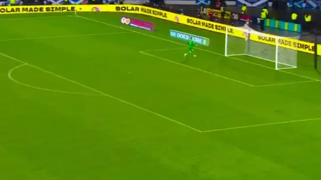 İskoçya'dan tarihi zafer! 90+9'da orta sahadan attı, 28 yıl sonra Dünya Kupası'na götürdü