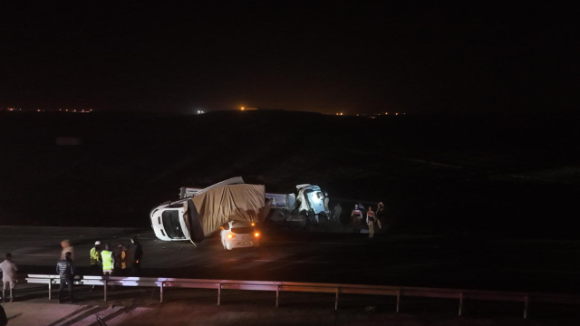 Diyarbakır'da 24 saatte katliam gibi iki kaza: 8 ölü, 14 yaralı