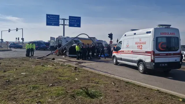 Kaza yerinde aracın hasar görmüş hali