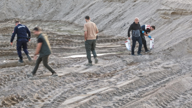 Antalya'da kum hırsızları sahilleri talan etti, jandarma gece gündüz devriyeye başladı