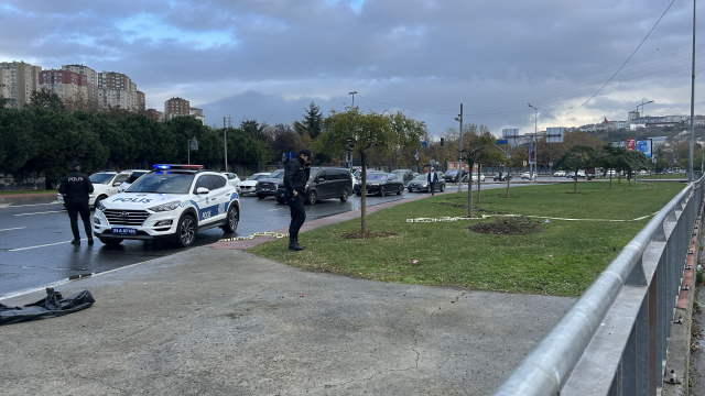Konuşma bahanesiyle evinden aldı, taksiden inerken katletti