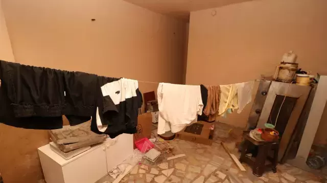 Tatlı imalathanesinde mide bulandıran görüntüler: Burası pislik içinde