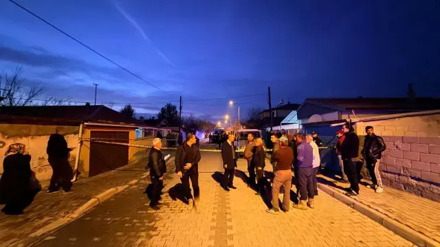 Erzincan'da Baba ve Oğul Silahla Ölü Bulundu