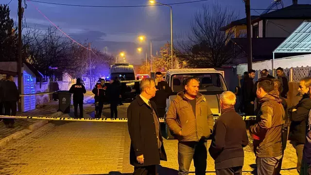 Erzincan'da Baba ve Oğul Silahla Ölü Bulundu