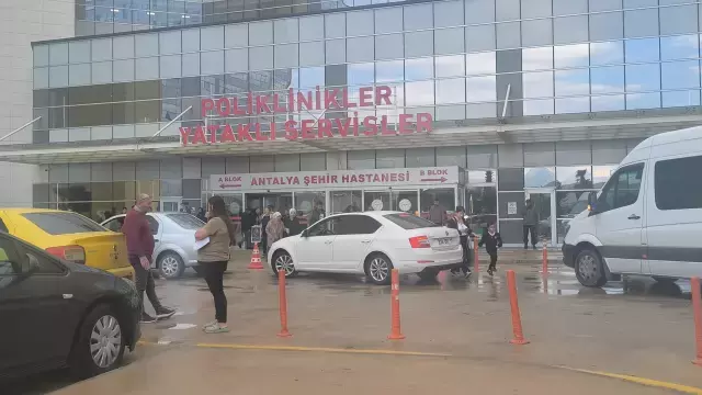 Acil hastaneye kaldırılan Muhittin Böcek tekrar cezaevine götürüldü