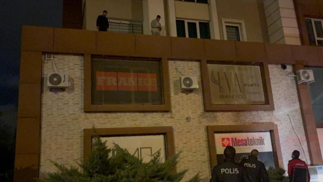 Pencereden çarşafla inerken gören hırsız sandı, gerçek çok başka çıktı