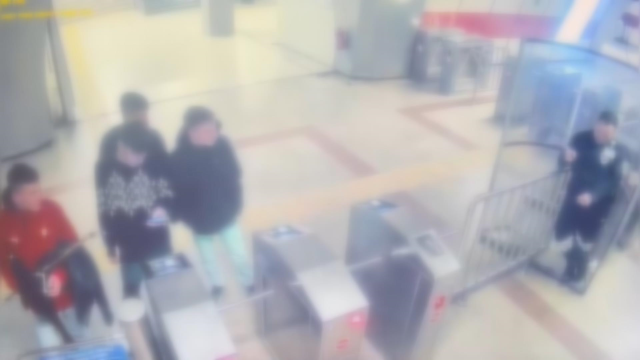 Sinyal tespit edilmesin diye telefonu alüminyum folyoya sardılar