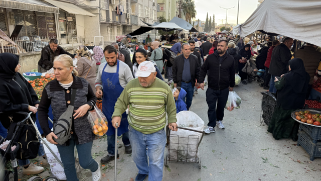 En ucuz meyve mandalina: Dalında 3, pazarda 5 lira