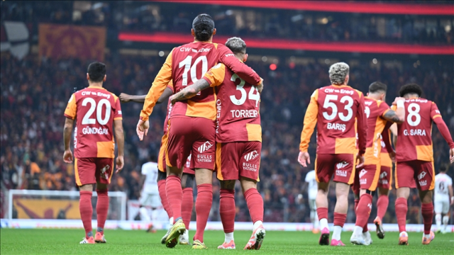 Galatasaray 11'i! ZTK Galatasaray Başakşehir maç kadrosu ilk 11'ler belli oldu mu? GS Başakşehir maç kadrosu ilk 11!
