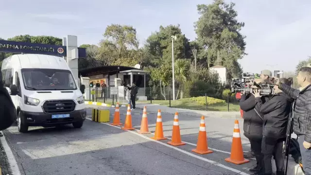 Uyuşturucu operasyonunda gözaltına alınan ünlülerden ilk görüntü